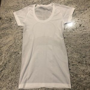 LuLuLemon Run Swiftly Top - 4